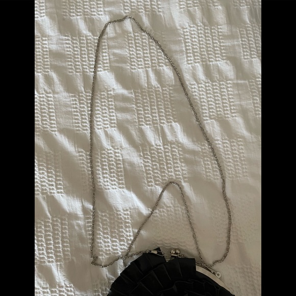 Black flower evening clutch handbag - Picture 9 of 12